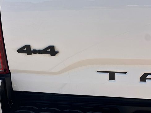 Certified 2022 Toyota Tacoma SR w/ SR Convenience Package RWD image 31