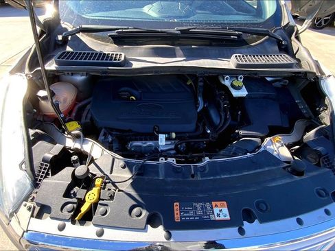 Used 2018 Ford Escape SE image 10