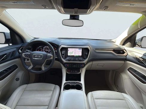Used 2023 GMC Acadia Denali AWD/4WD image 9
