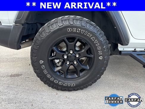 Used 2023 Jeep Wrangler Willys image 18