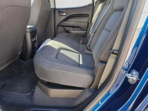 Used 2019 Chevrolet Colorado LT w/ LT Convenience Package image 10