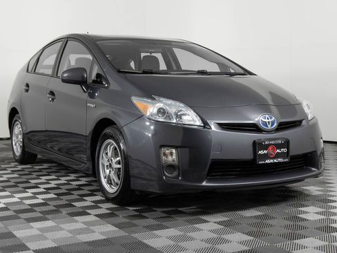 Used 2011 Toyota Prius Two image 11