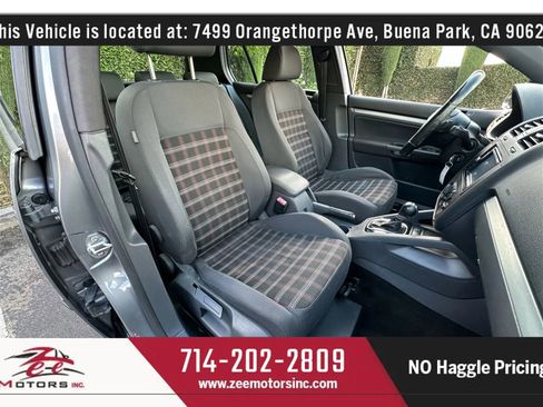 Used 2009 Volkswagen GTI 4-Door image 20