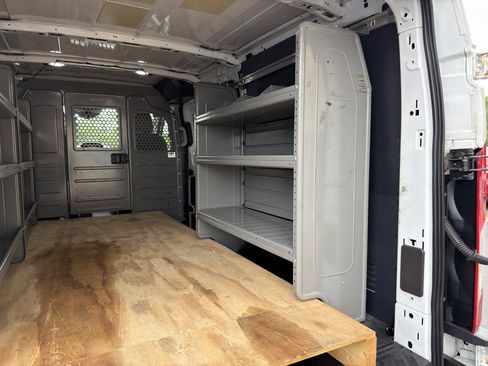 Used 2019 Ford Transit 150 130 Low Roof w/ Interior Upgrade Package RWD image 31