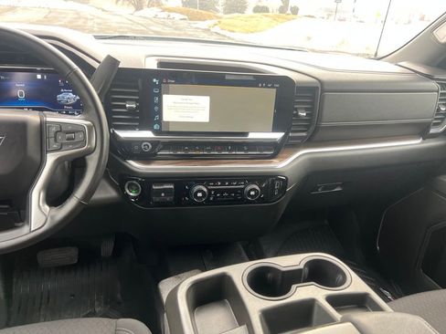 Used 2023 Chevrolet Silverado 1500 RST image 22