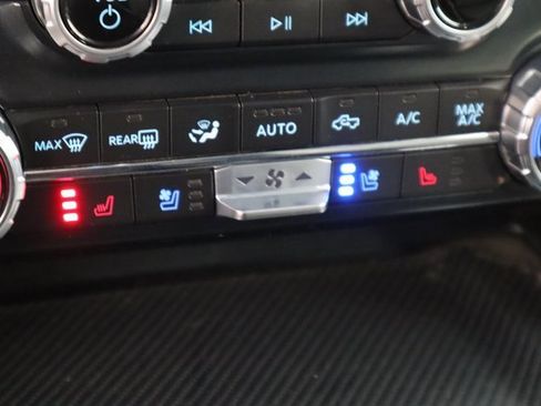 Used 2023 Ford F150 Limited image 34