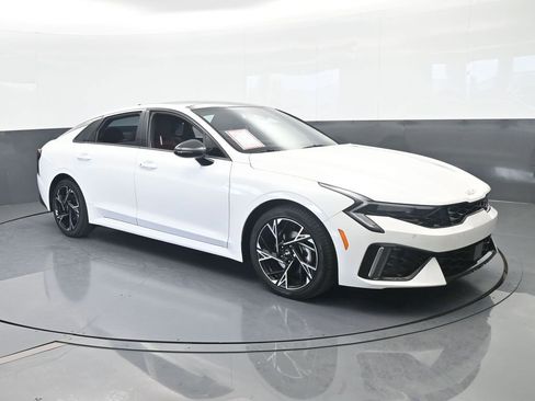 Used 2025 Kia K5 GT-Line w/ GT-Line Premium Package FWD image 8