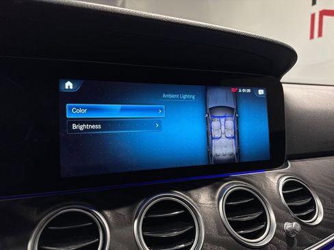 Used 2022 Mercedes-Benz E 350 Sedan image 24