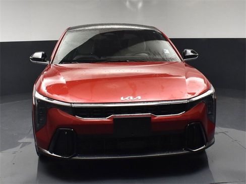 Certified 2025 Kia K4 GT-Line w/ GT-Line Premium Package image 3