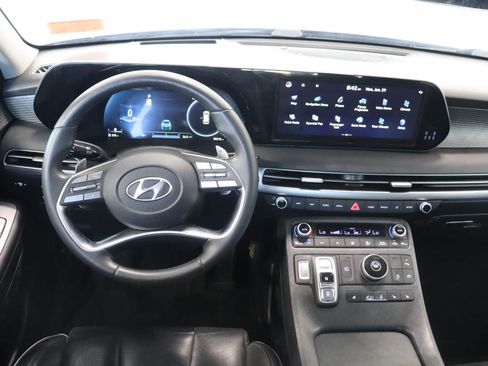 Used 2024 Hyundai Palisade Limited FWD image 9