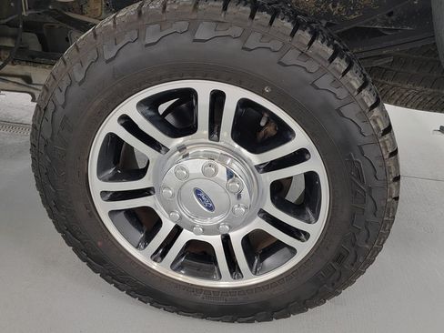 Used 2015 Ford F350 Platinum AWD/4WD image 13