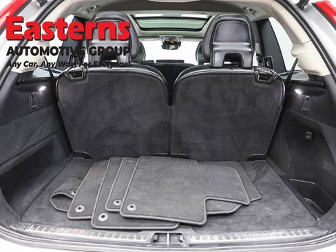 Used 2022 Volvo XC90 T5 Momentum AWD/4WD image 9