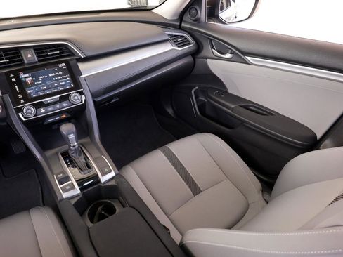 Used 2017 Honda Civic EX image 18