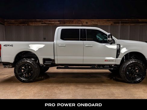 Used 2026 Ford F250 XLT w/ XLT Premium Package image 11