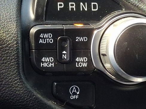Used 2023 RAM 1500 Big Horn AWD/4WD image 24