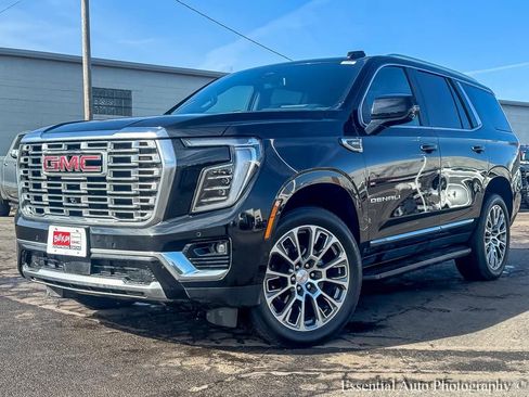Used 2025 GMC Yukon Denali image 2