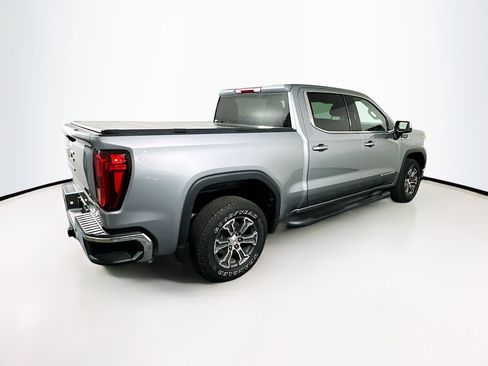 Used 2023 GMC Sierra 1500 SLE image 9