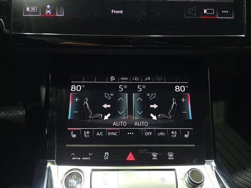 Used 2023 Audi e-tron Premium Plus w/ Premium Plus Package AWD/4WD image 25