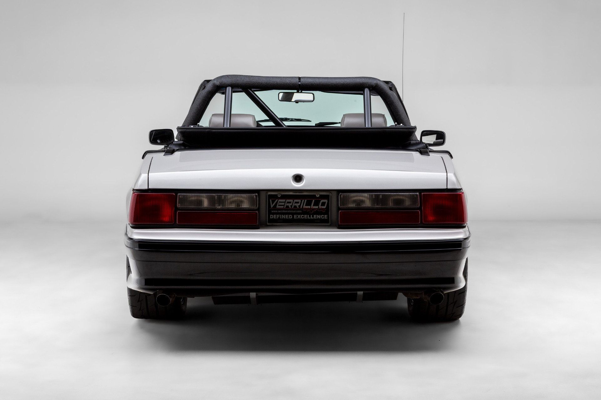 Used 1990 Ford Mustang GT RWD image 5