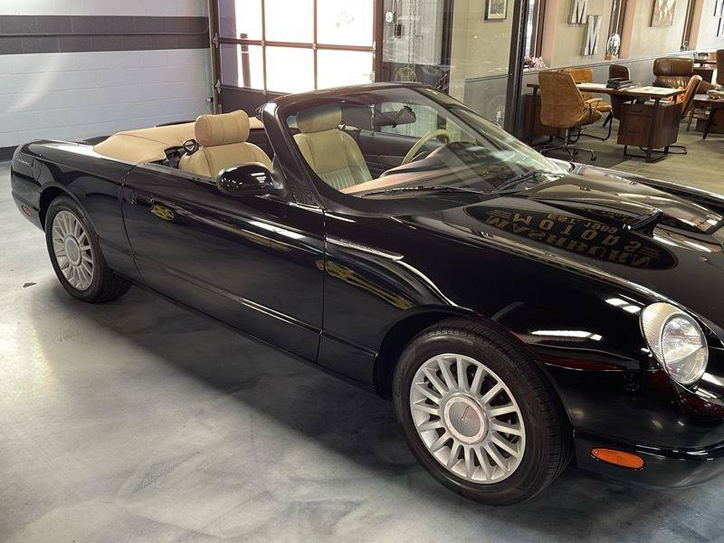 Used 2005 Ford Thunderbird RWD image 26