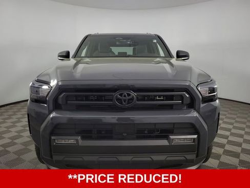 Used 2025 Toyota 4Runner SR5 image 2