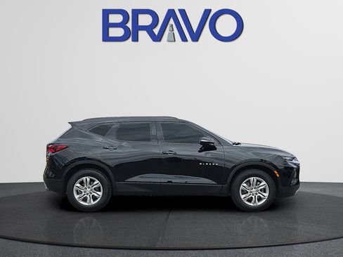Used 2021 Chevrolet Blazer LT FWD image 3
