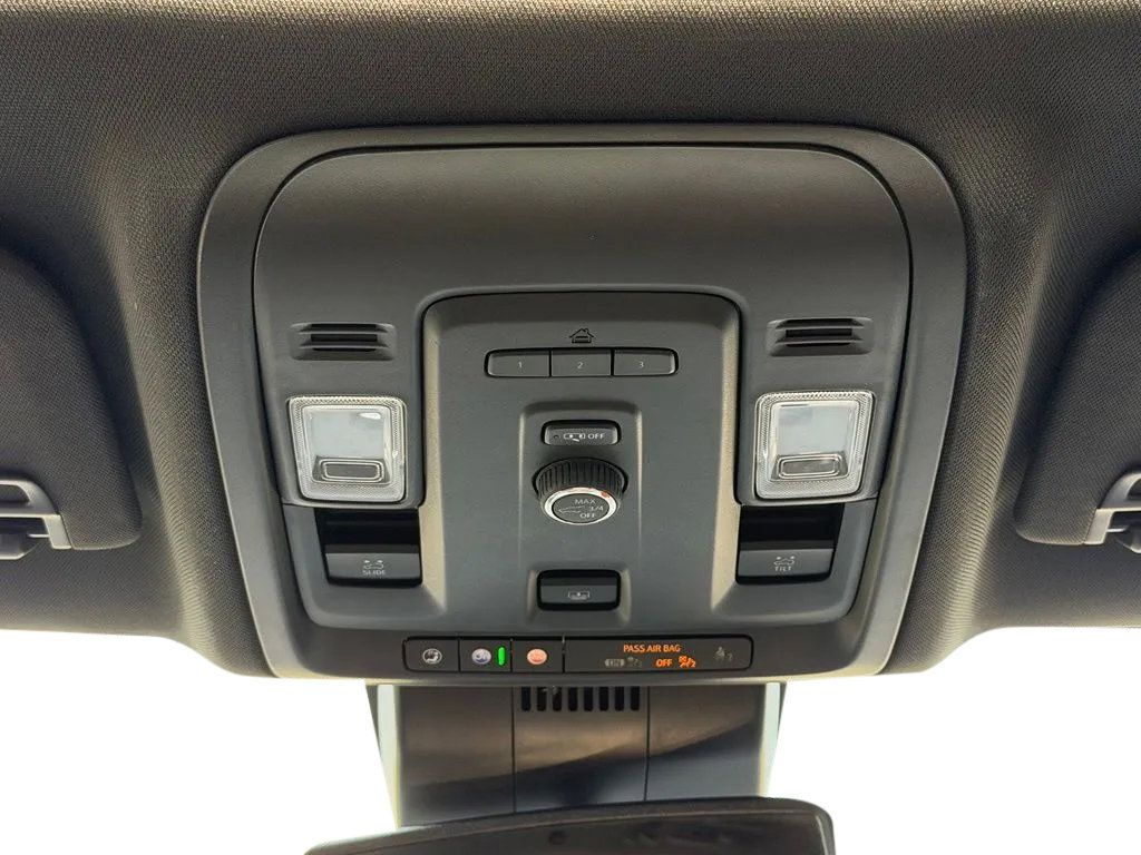 Used 2023 Chevrolet Tahoe LT AWD/4WD image 22