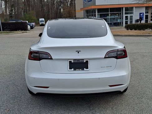 Used 2022 Tesla Model 3 Long Range image 5