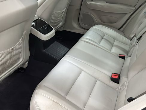 Certified 2024 Volvo S60 T8 Ultimate image 28