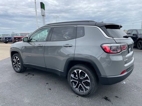 Used 2023 Jeep Compass Limited AWD/4WD image 6