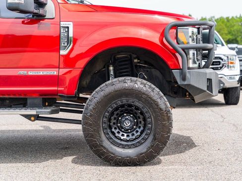 Used 2019 Ford F250 Lariat w/ Chrome Package AWD/4WD image 9