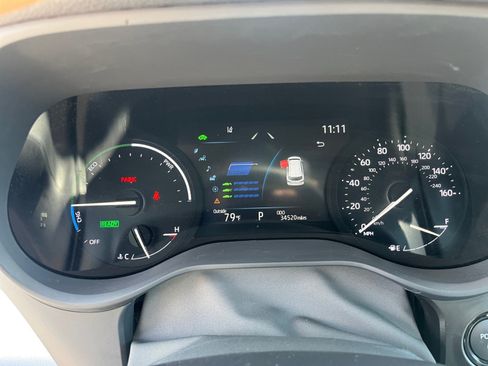 Certified 2026 Toyota Sienna XLE FWD image 13