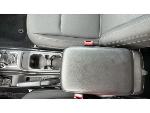 Used 2023 Jeep Wrangler Unlimited Sport AWD/4WD image 18