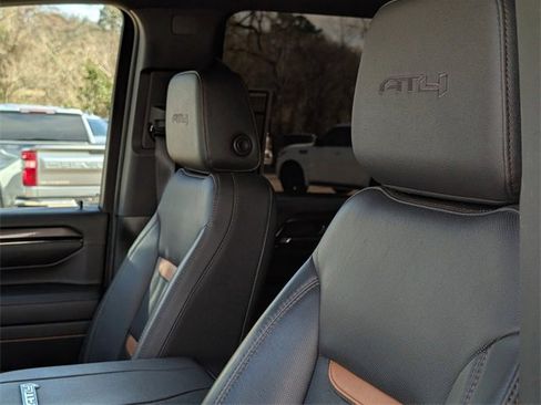 Used 2024 GMC Sierra 2500 AT4 w/ AT4 Premium Plus Package image 22