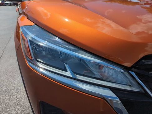 Certified 2023 Nissan Kicks SV FWD image 17