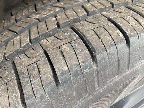 Used 2021 Chevrolet Traverse LS w/ LPO, Floor Liner Package AWD/4WD image 14