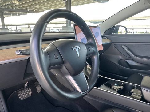 Used 2019 Tesla Model 3 Long Range AWD/4WD image 16