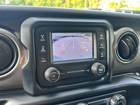 Used 2019 Jeep Wrangler Unlimited Sport AWD/4WD image 25