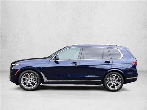 Used 2023 BMW X7 xDrive40i w/ Executive Package AWD/4WD image 11