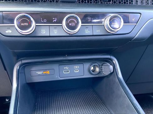 Used 2025 Honda CR-V EX image 34