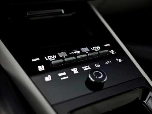 New 2026 Porsche Cayenne Coupe image 41