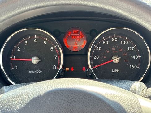 Used 2009 Nissan Rogue SL w/ Premium Pkg image 17