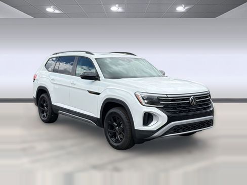 New 2026 Volkswagen Atlas Peak Edition AWD/4WD image 6
