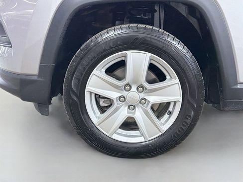 Used 2022 Jeep Compass Latitude w/ Convenience Group AWD/4WD image 33