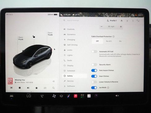 Used 2023 Tesla Model 3 Standard Range RWD image 33