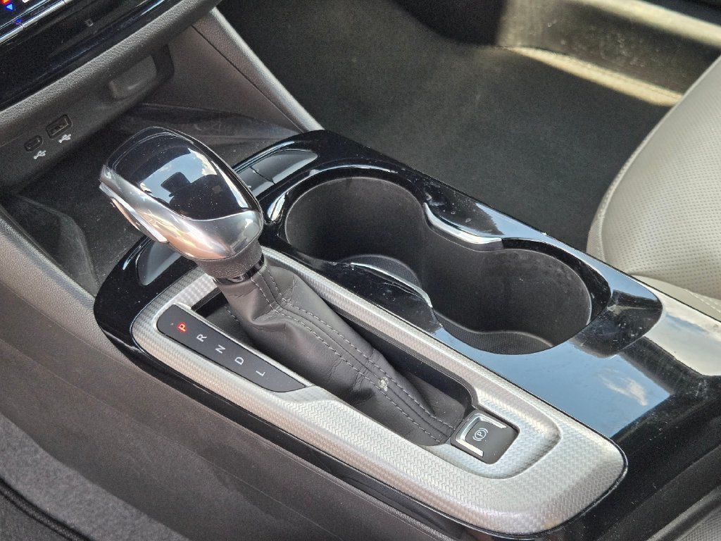 Used 2025 Buick Envista Avenir FWD image 29