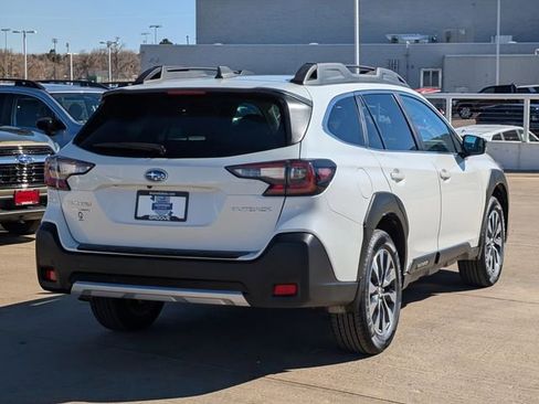 Used 2025 Subaru Outback Limited w/ Popular Package #2 image 3