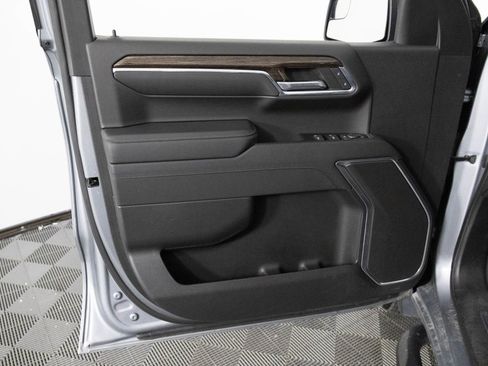 Used 2023 GMC Sierra 1500 Elevation image 36