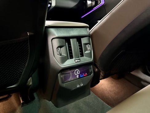 Used 2025 BMW X3 xDrive30i w/ Premium Package image 30