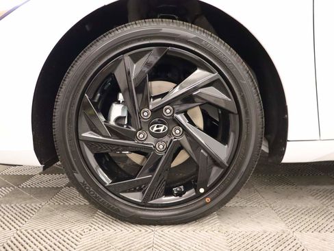 New 2026 Hyundai Elantra SEL Sport image 6